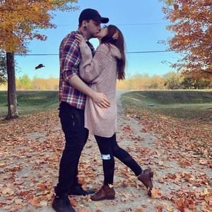 Meet your Posher, Becca